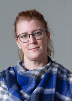 Dr. des. Christa Schneider